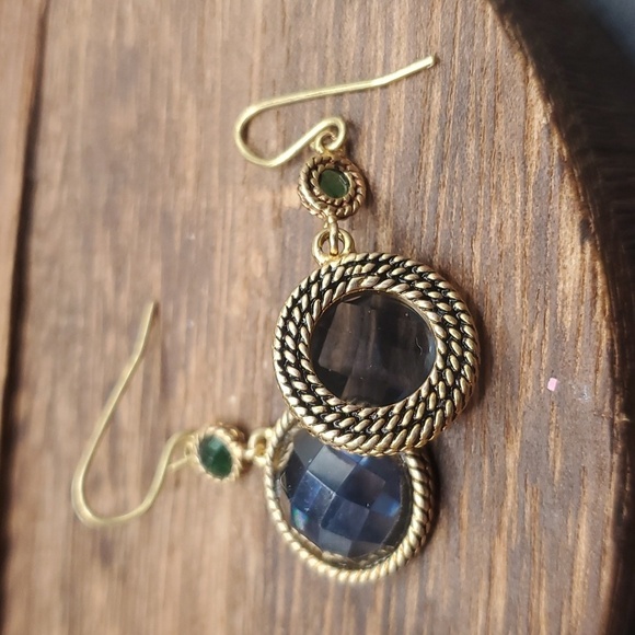 E464 amythest and emerald crystal globe peekaboo earrings - Picture 3 of 3